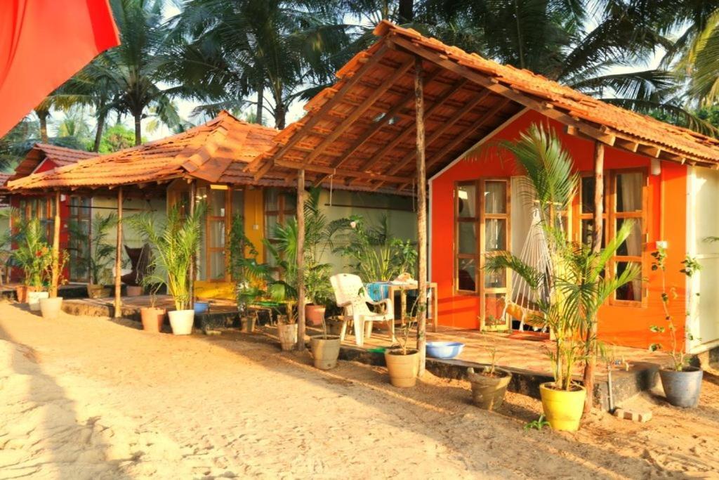 Kranti Yoga Tradition - Beach Resort Patnem Beach Dış mekan fotoğraf